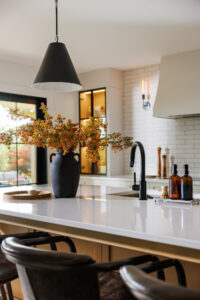 Lakeshore Rd - Mike Barry Architectural Photography